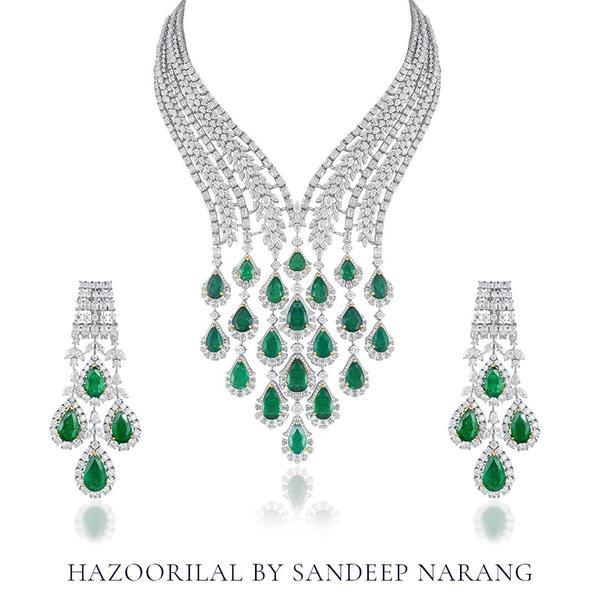 Style your official diva looks with Hazoorilal Gemstone Jewellery in Delhi